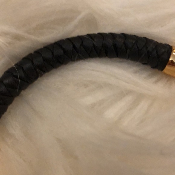 Rare Henri Bendel Necklace - Picture 3 of 3